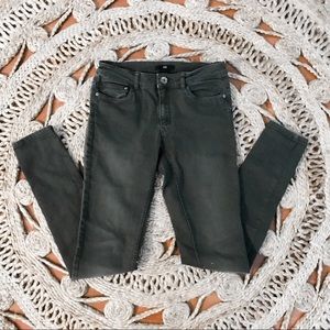 Black H&M skinny jeans